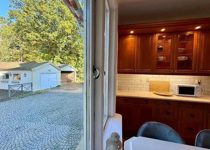 The Workers In Semesterbostad *