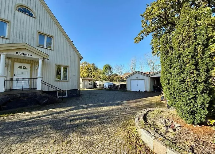 The Workers In Semesterbostad Göteborg