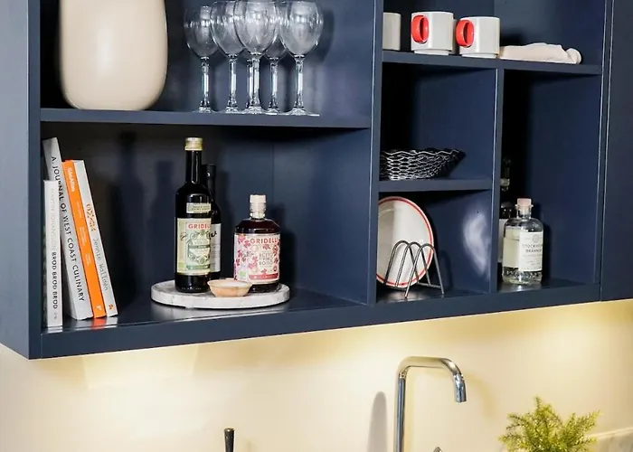 Thoughtfully Fine Designed 1br In Prime Location Apartment Gothenburg