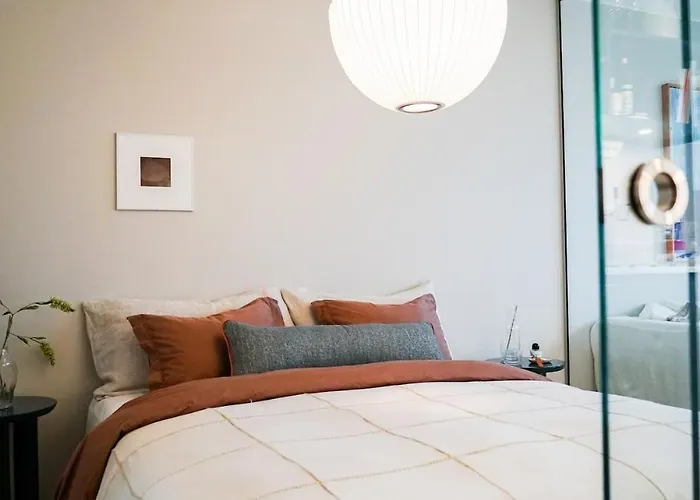 Thoughtfully Fine Designed 1br In Prime Location *