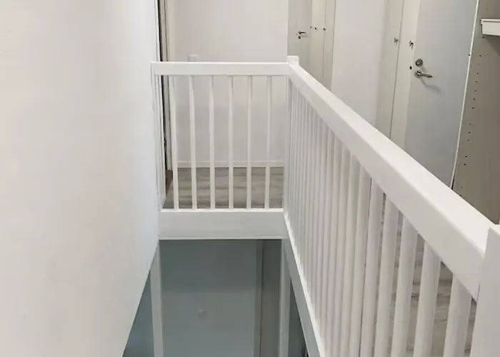 Rymligt Och Haerligt Radhus I Appartement