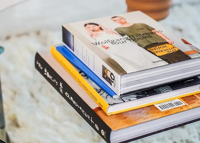 Apartment Thoughtfully Fine Designed 1br In Prime Location Gothenburg