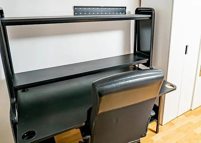 Convenient Duplex In With Privacy & Comfort Gotemburgo