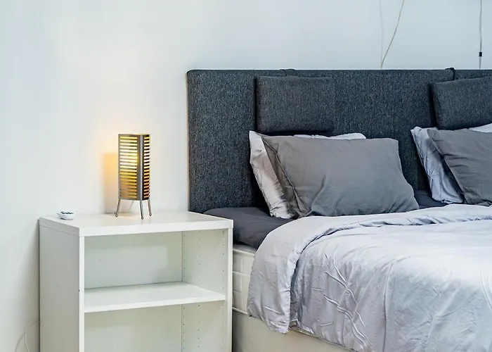 Convenient Duplex In With Privacy & Comfort Apartamento *