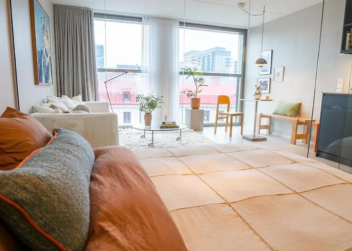 Thoughtfully Fine Designed 1br In Prime Location Apartment