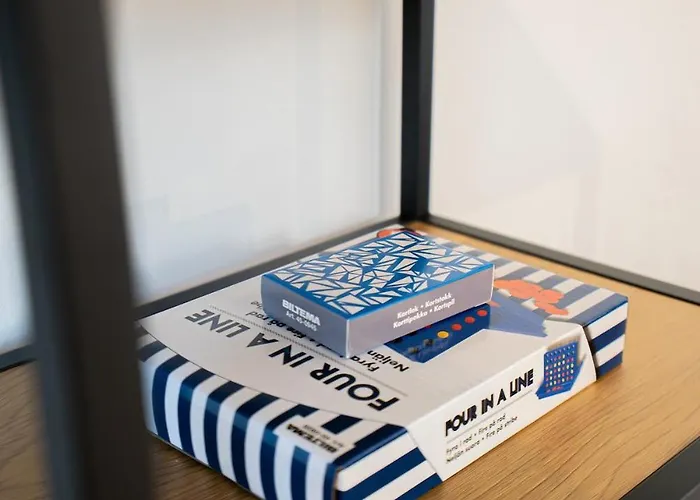 Scandi-boho 1br Calm & Well-connected Location