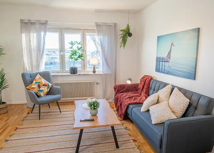 Scandi-boho 1br Calm & Well-connected Location Daire