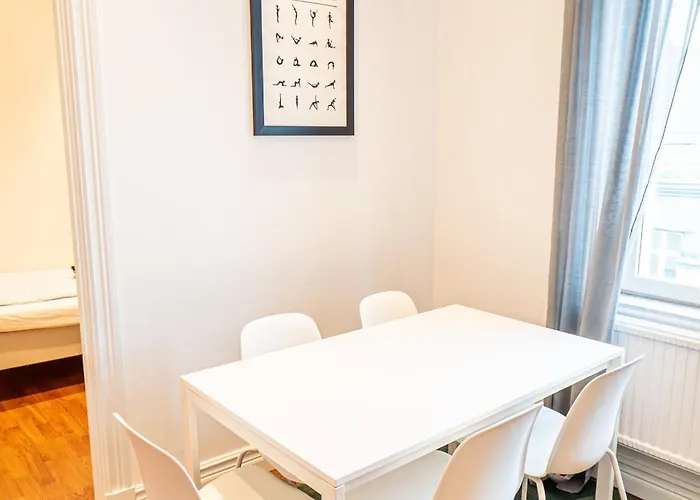 Daire Grand 3br At Vasaplatsen *