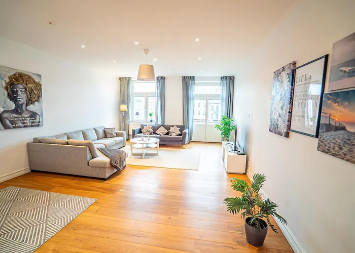 Daire Grand 3br At Vasaplatsen *