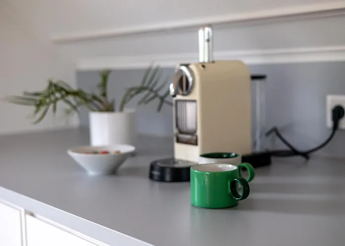 Lägenhet Near Sea And Nature, Free Parking & Cleaning