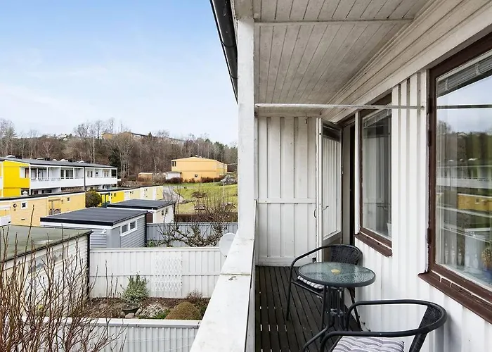 Spacious 4br • Great For Families & Workers Vakantiehuis