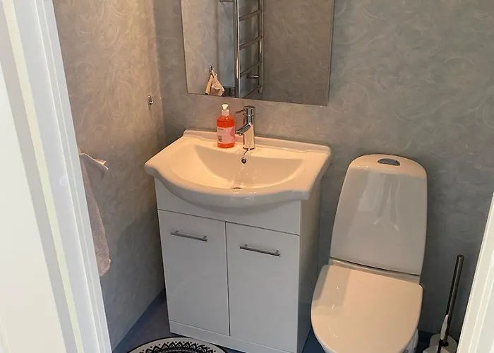 Townhouse In A Quiet Area