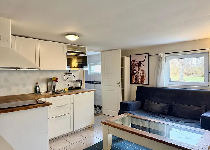 Workers - 4br - 8 Beds - 2 Kitchens - Volvo Casa vacanze