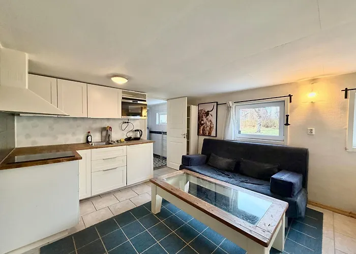 Workers - 4br - 8 Beds - 2 Kitchens - Volvo Casa vacanze