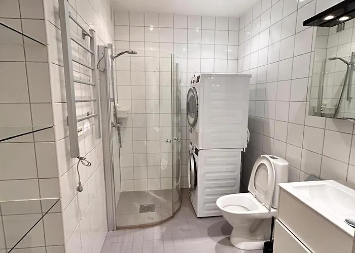 Apartament Spacious 4br In *