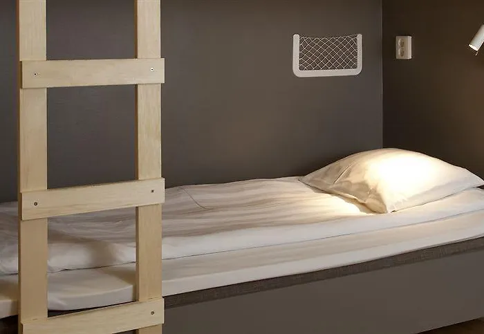 Linnéplatsens Hotell&vandrarhem *