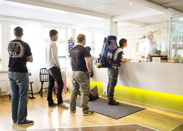 Slottsskogens Vandrarhem