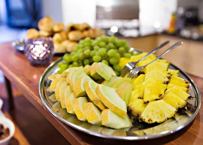 Center - Sure By Western Hotel