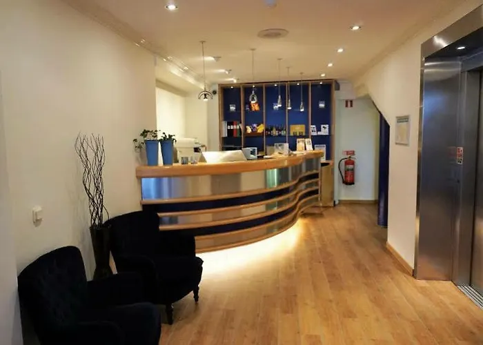 Center - Sure By Western Hotel 3*